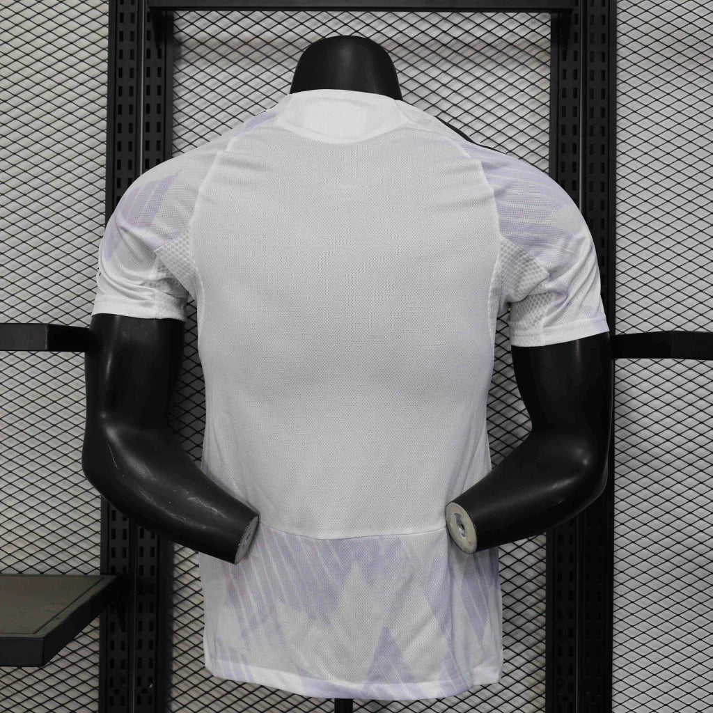 Camisa Manchester United Away II 2025/26 Adidas Jogador Masculina - Branca e Lilás