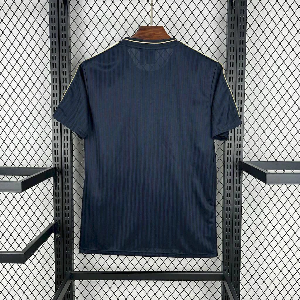 Camisa Juventus Icon 25/26 Torcedor Masculina - Azul Marinho