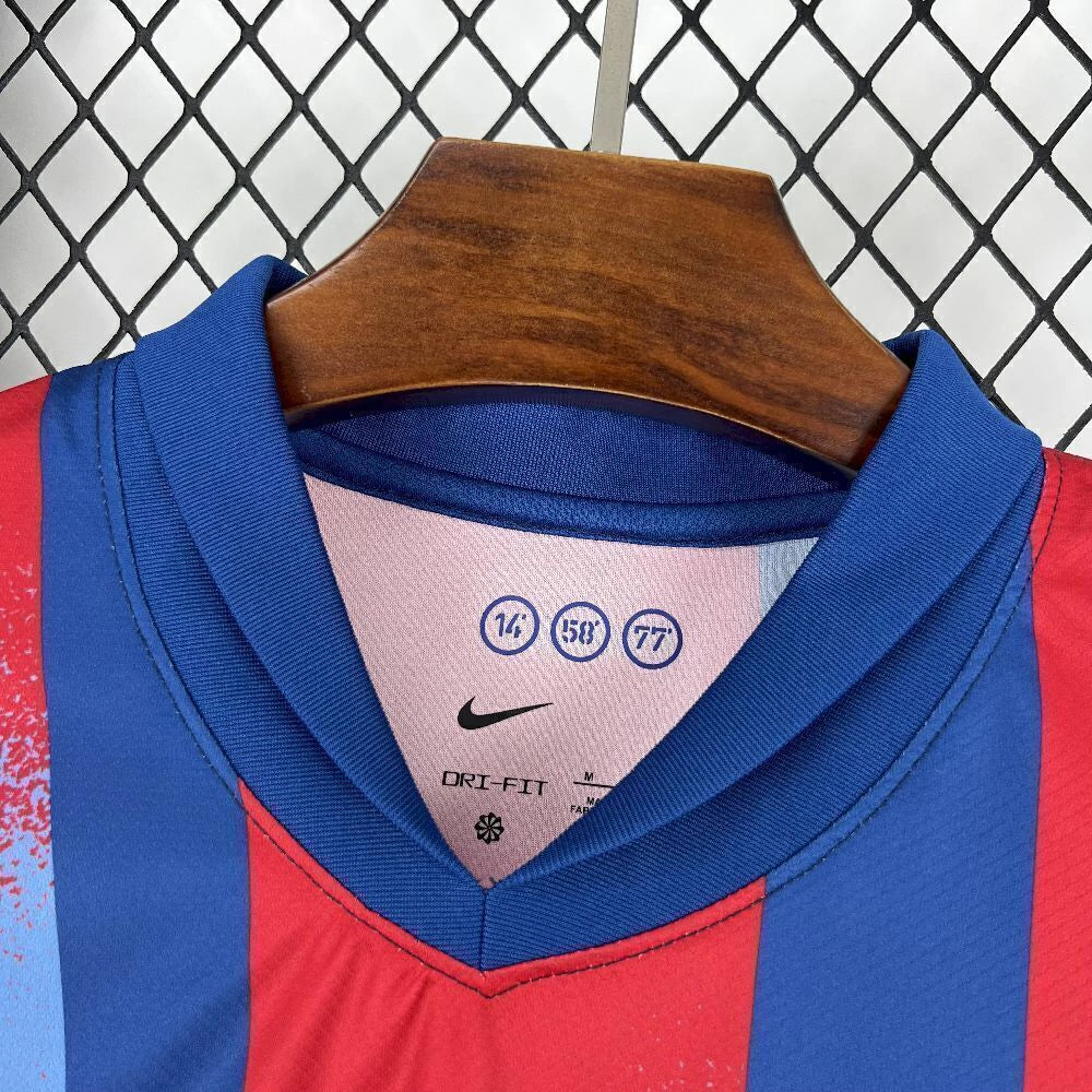 Camisa Barcelona Fourth IV 2025/26 Nike Torcedor Masculina - Grená e Azul