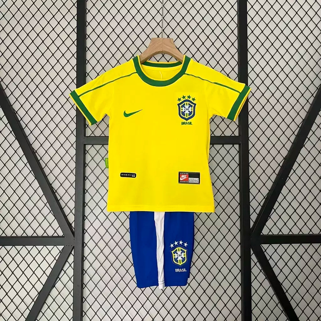 Kit Infantil Brasil Home (1) 1998/99 Nike