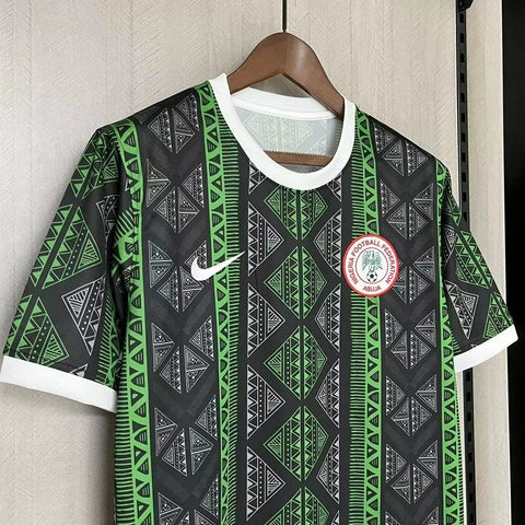 Camisa Nigéria Concept 2024/25 Nike Torcedor Masculina -  Preta e Verde