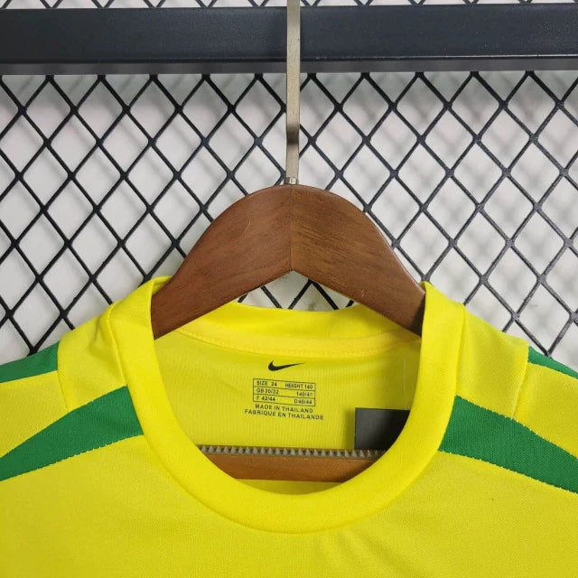 Kit Infantil Brasil Home (1) 2002 Nike Retrô